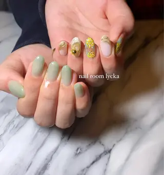 ネイル ﾈｲﾙﾙｰﾑﾘｯｶ 𝐦𝐚𝐲𝐮のネイルデザイン