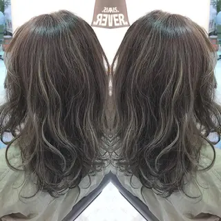 セミロング カラー 青木 茂樹⭐️ 透明感カラーのヘアスタイル