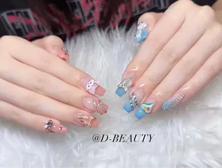 ネイル D-BEAUTY Nailsalonのネイルデザイン