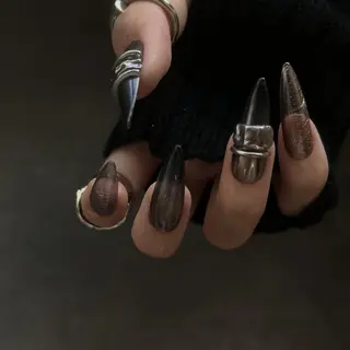 ネイル Ray. ちゅるん系ニュアンスのエステ・リラクイメージ
