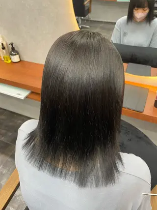 ミディアム 佐藤 菜穂のヘアスタイル
