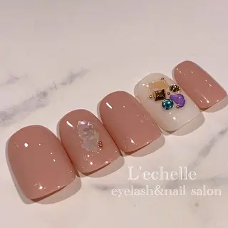ミディアム .. momoko🕊のネイルデザイン