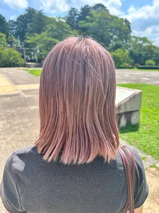 ミディアム カラー 西浦 智也のヘアスタイル