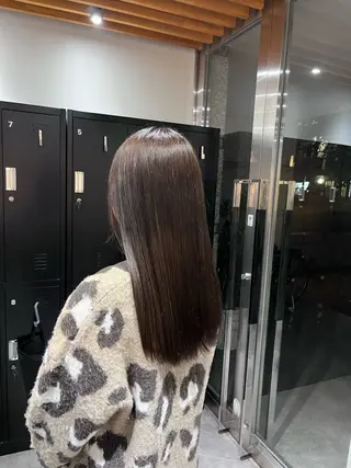 カラー ロングカット/ うる艶カラー/ユイのヘアスタイル