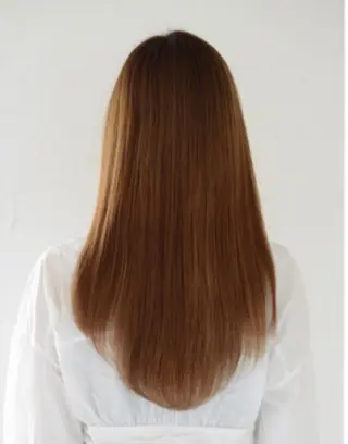 ロング 小笠原 愛美のヘアスタイル