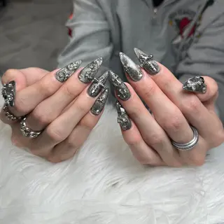 ネイル Lenie Nail Salonのネイルデザイン