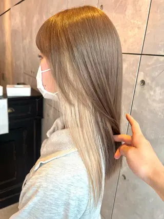 セミロング カラー ヘアアレンジ 🌈インナーカラー ‘ショウマ’🌈のヘアスタイル