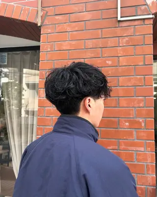 ショート パーマ メンズ 保坂 駿太郎のヘアスタイル