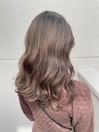 カラー ayaka 縮毛矯正レイヤーのヘアスタイル