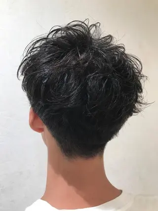ショート パーマ メンズ Vir by browのヘアスタイル