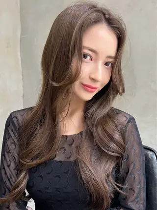 セミロング カラー 【銀座】艶髪/上品な カラー特化/涼/駅近のヘアスタイル