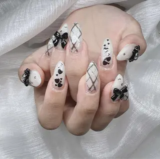 ネイル Lee Nailsのネイルデザイン