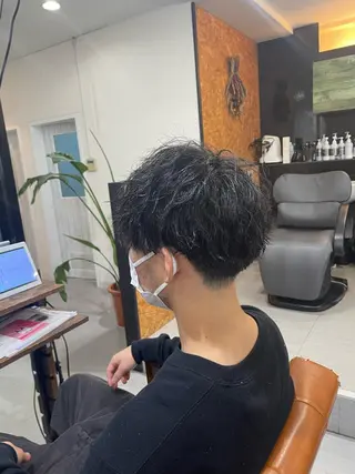 ショート パーマ メンズ かんばら りょーいのヘアスタイル