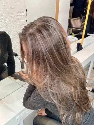 カラー ハイライト白髪ぼかし メンズパーマ渋谷のヘアスタイル