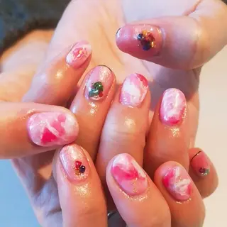 ネイル Director金野 麻衣子のヘアスタイル