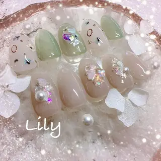 ネイル Lily*nail 🌻Mii🌻のネイルデザイン