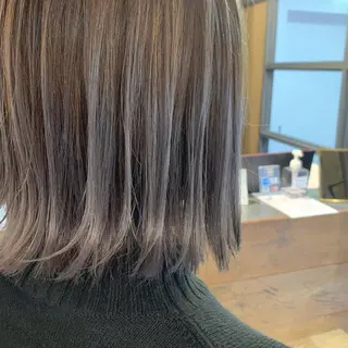 ショート カラー UMEDA FIGAROのヘアスタイル