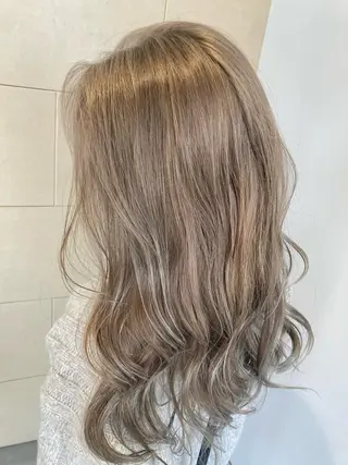 ロング タカツド ユウキのヘアスタイル