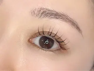 パーマ 高谷 瑠里の眉毛・アイブロウイメージ