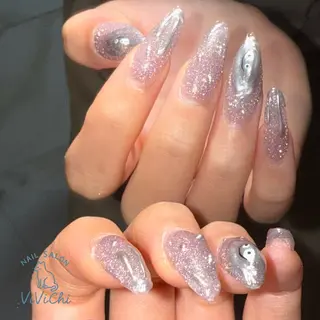 ネイル ViViChi 梨帆のネイルデザイン