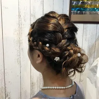 ヘアアレンジ embrace エンブレイスのヘアスタイル