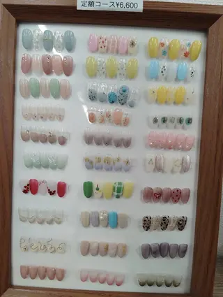 ネイル キャンアイドレッシー新小岩所属・カン カンのネイルデザイン