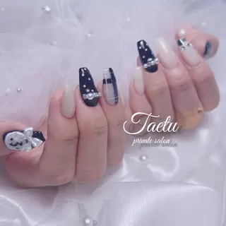 ネイル 𝐓𝐀𝐄𝐓𝐔 💜Ayumiのネイルデザイン