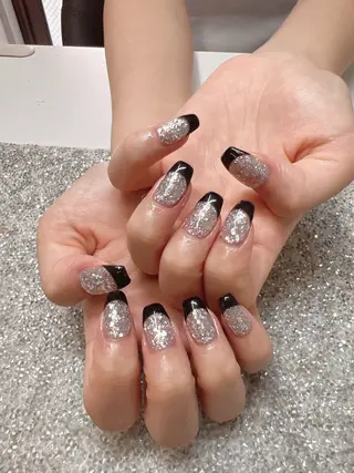 ネイル ガレンドウ 白澤 愛子のネイルデザイン