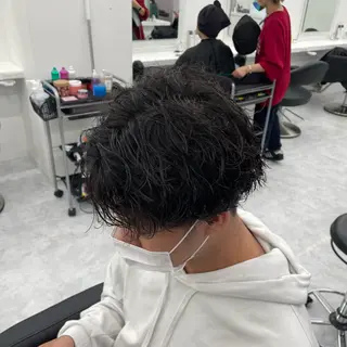 パーマ メンズ men's特化 値段以上の仕上がりにのヘアスタイル