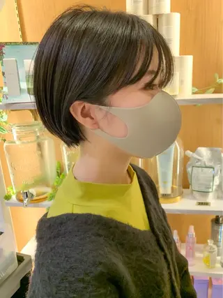 ショート オリーブカラー/みづ き/ボブパーマ🤍のヘアスタイル