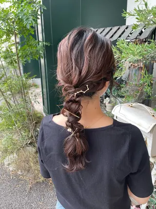 セミロング ヘアアレンジ 山下 襟華のヘアスタイル