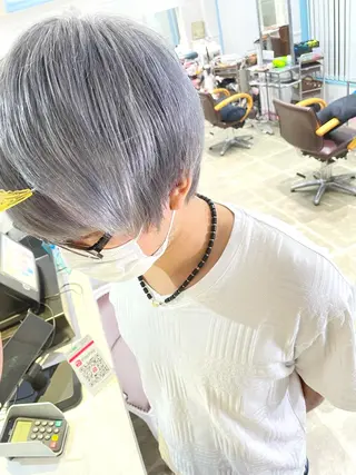 ショート Lit.豊橋 夏目のヘアスタイル