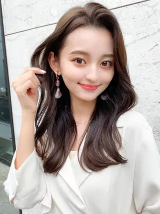 セミロング 艶感透明感カラー 🫧たけ🫧のヘアスタイル