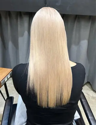 ロング 🎀艶ハイトーン特化 🎀セナのヘアスタイル