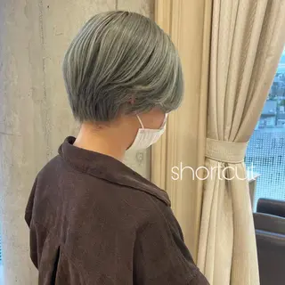 ショート 🍪ﾖｼｲﾊﾙﾈ🍪 ﾗﾍﾞﾝﾀﾞｰｶﾗｰのヘアスタイル