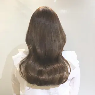 セミロング カラー ヘアアレンジ 柔らか垢抜けｶﾗｰと ｶｯﾄ🫧ASUKAのヘアスタイル