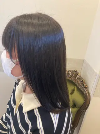 カラー ルシードスタイル クリザンテーム所属・佐藤 睦月のヘアスタイル