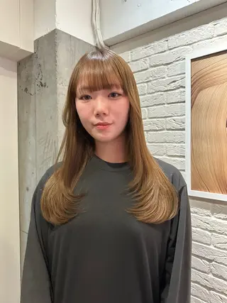 ロング レイヤーカット‎🤍 /ともえ🤎🧸のヘアスタイル