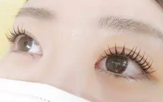 マツエク・マツパ eyelash目髪 瓢箪山店の眉毛・アイブロウイメージ