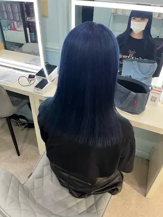 ミディアム カラー ヘアアレンジ 🩶【推しハイトーン 】yuzu🩶のヘアスタイル