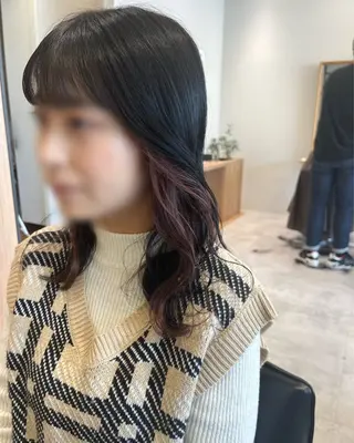 セミロング うる艶カラー asukaのヘアスタイル