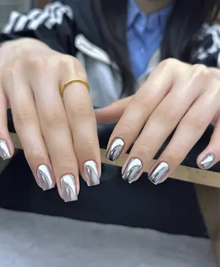 ネイル 惠 美奈のネイルデザイン