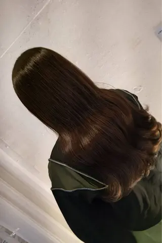 セミロング 牧野 由香のヘアスタイル