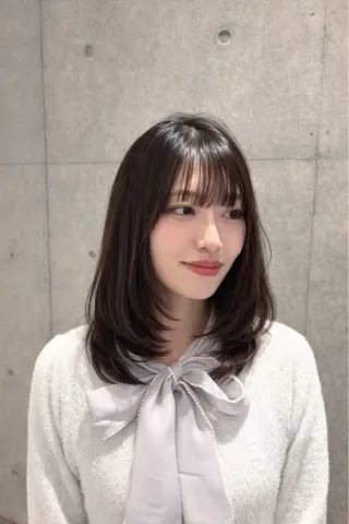 セミロング 南 菜花のヘアスタイル