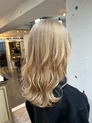 ロング カラー カラーが上手い 辻悠月のヘアスタイル