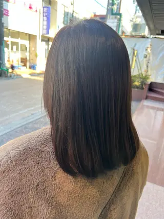 ミディアム ハイライト特化小澤 奈津美のヘアスタイル