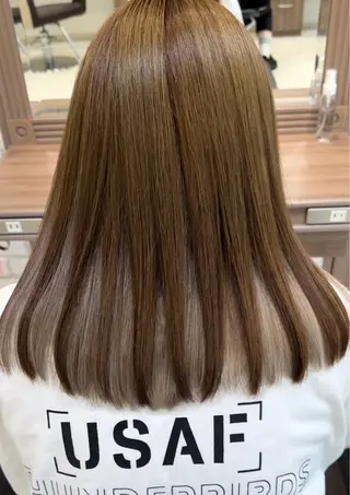 ミディアム カラー 【複雑履歴ブリーチ】 中村　玲仁のヘアスタイル