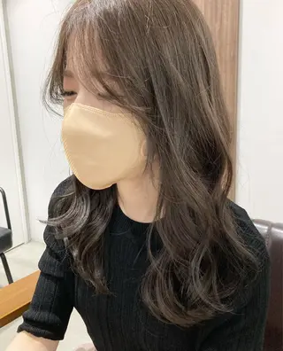 セミロング Larry🌼中下 美香のヘアスタイル