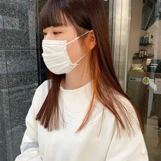 ロング カラー オリーブ/アッシュ やわらか透明感カラーのヘアスタイル