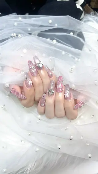 ネイル Fam-er赤坂店所属・Fam-er Akiのネイルデザイン